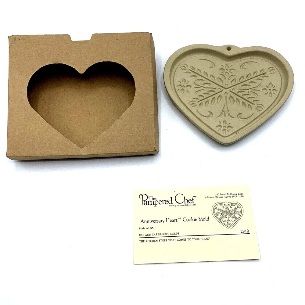 Pampered Chef Anniversary Heart 2000 Clay Cookie Mold Millenium Retired Baking
